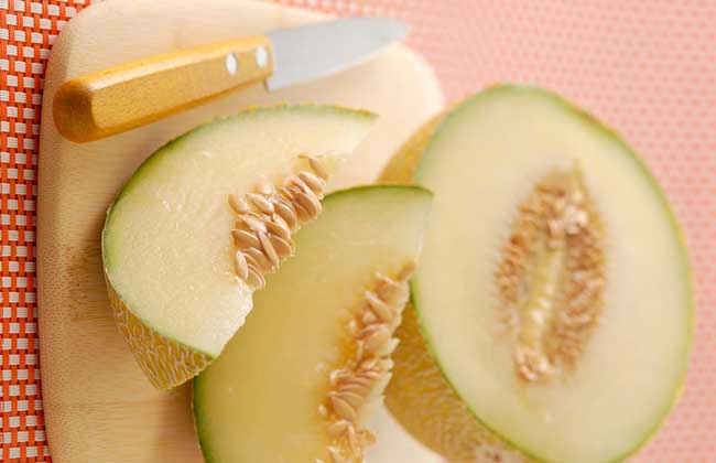 ky.com_蒙古妹子借网络让家乡炒米走出市场(图2)