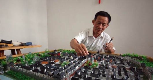 kycom_80头奶牛排队进入转盘挤奶,原来我们喝的牛奶是这样来的……(图2) kycom_80头奶牛排队进入转盘挤奶,原来我们喝的牛奶是这样来的……(图2)